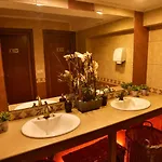 Отель Mountain Boutique Family 3*