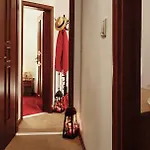 Mountain Boutique Family Отель Девин