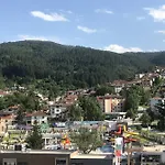 Отель Mountain Boutique Family Девин