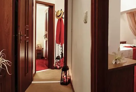 Mountain Boutique Family Отель Девин